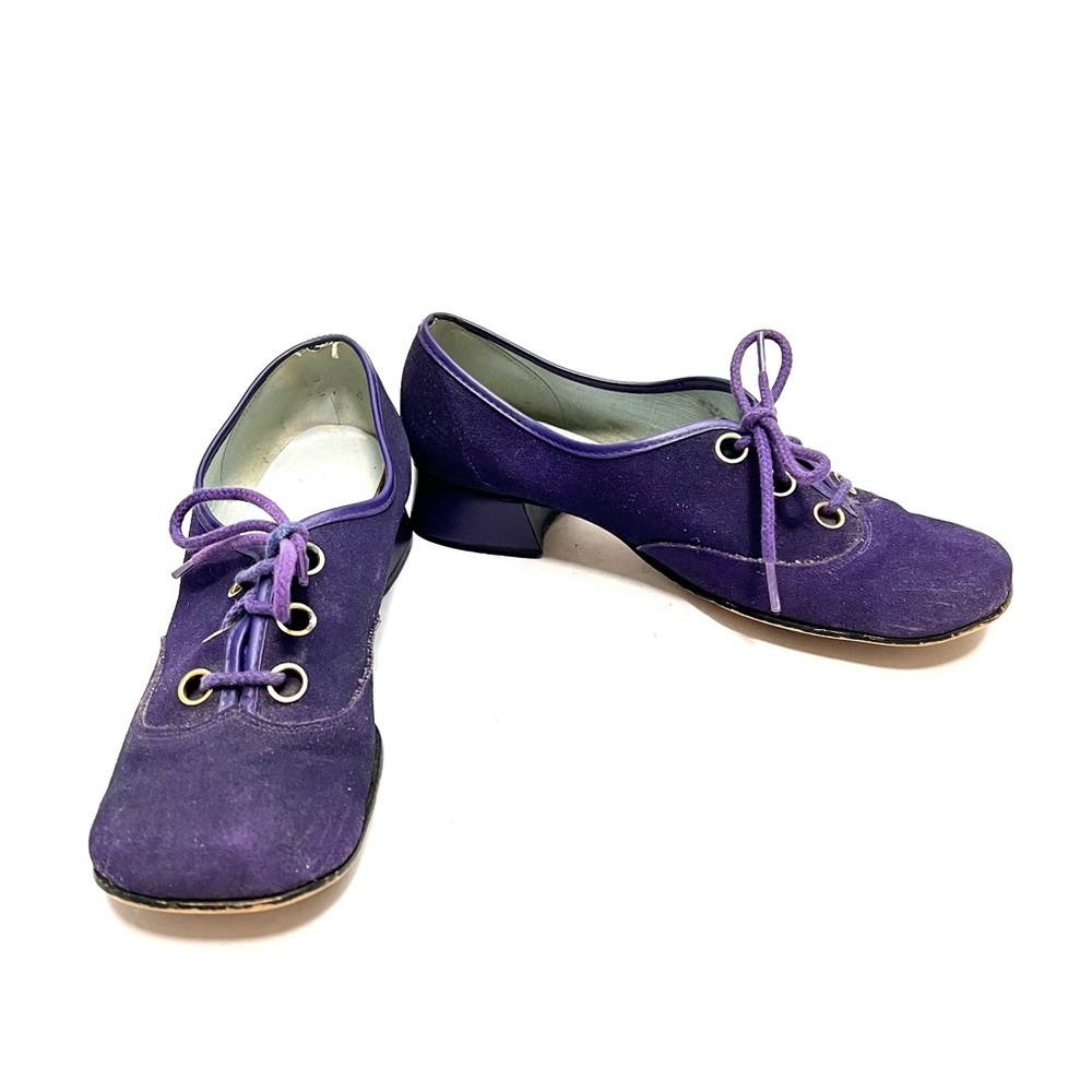 Vintage 1960s purple vegan suede mid lace up heeled oxfords - Picture 4 of 8